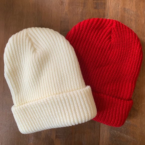 Forever 21 Accessories - 2 chunky knit beanies